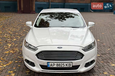 Седан Ford Fusion 2013 в  фото 4 Седан Ford Fusion 2013 в