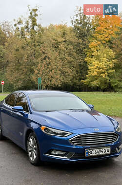 Седан Ford Fusion 2016 в 