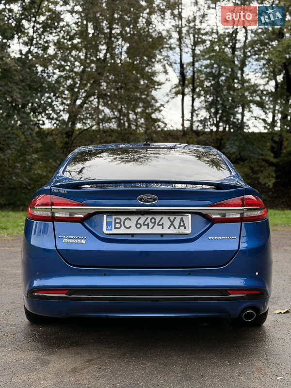 Седан Ford Fusion 2016 в Львові