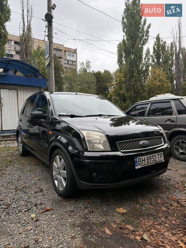 Хетчбек Ford Fusion 2003 в Одесі