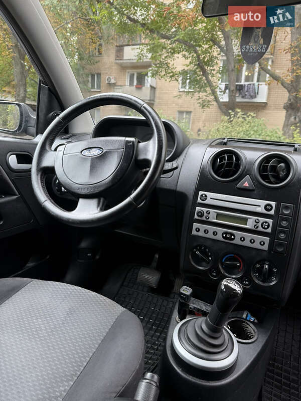 Хетчбек Ford Fusion 2003 в Одесі