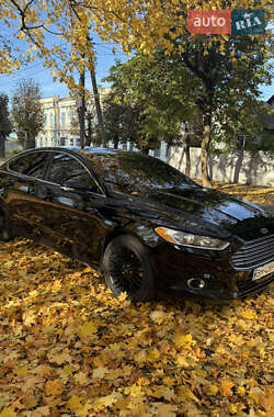 Седан Ford Fusion 2016 в 