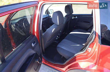 Хетчбек Ford Fusion 2010 в  фото 25 Хетчбек Ford Fusion 2010 в