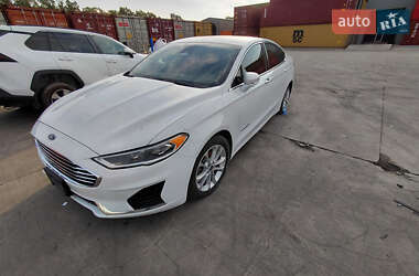 Седан Ford Fusion 2019 в Одессе