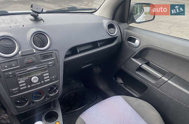 Хетчбек Ford Fusion 2011 в 