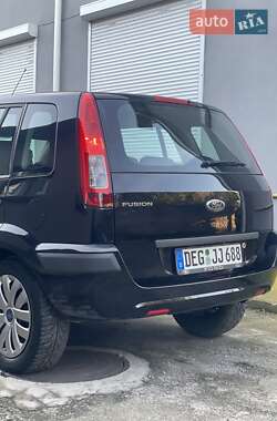 Хетчбек Ford Fusion 2008 в 