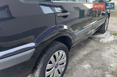 Хетчбек Ford Fusion 2008 в 