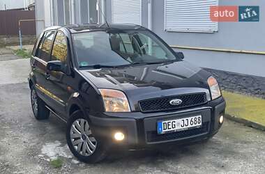 Хетчбек Ford Fusion 2008 в 