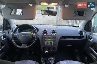 Хетчбек Ford Fusion 2008 в 