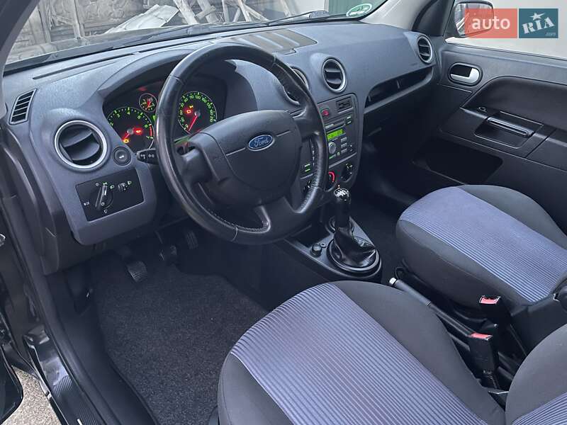 Хэтчбек Ford Fusion 2008 в Виннице