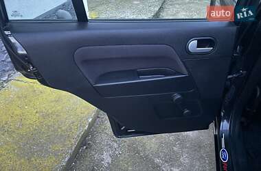 Хетчбек Ford Fusion 2008 в 