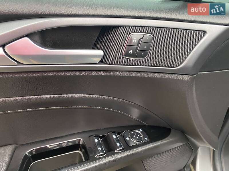 Седан Ford Fusion 2013 в Львове фото 13 Седан Ford Fusion 2013 в Львове