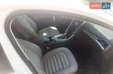Седан Ford Fusion 2014 в 