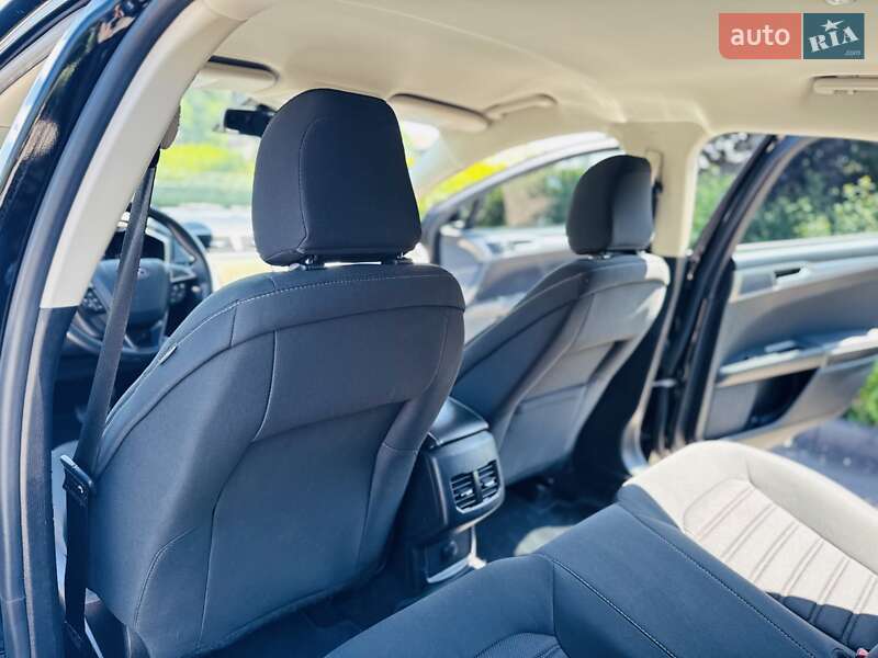 Седан Ford Fusion 2020 в Днепре