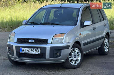 Хэтчбек Ford Fusion 2006 в Долине
