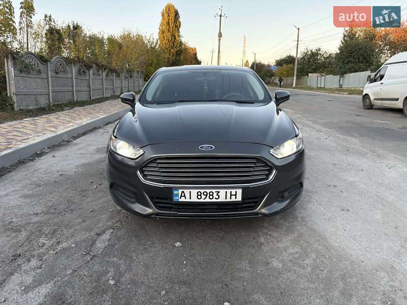 Седан Ford Fusion 2015 в Василькові