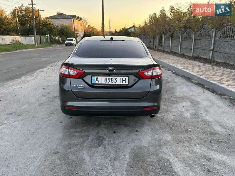 Седан Ford Fusion 2015 в Василькові