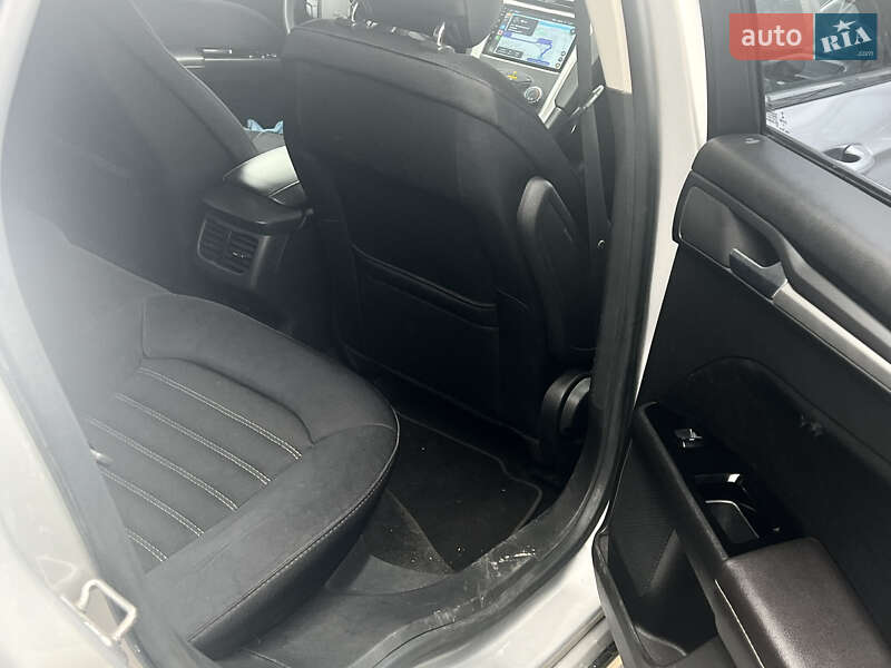 Седан Ford Fusion 2012 в Києві