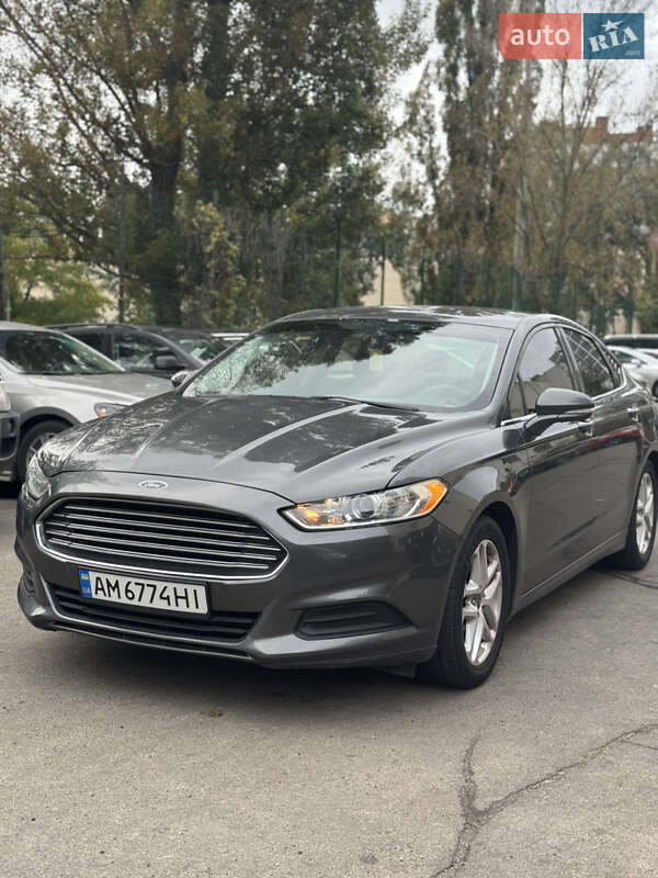 Седан Ford Fusion 2015 в Киеве