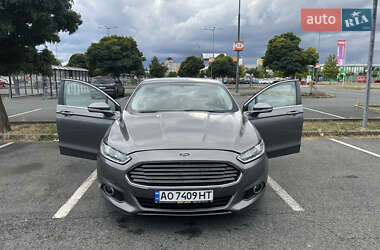 Седан Ford Fusion 2012 в Виноградові