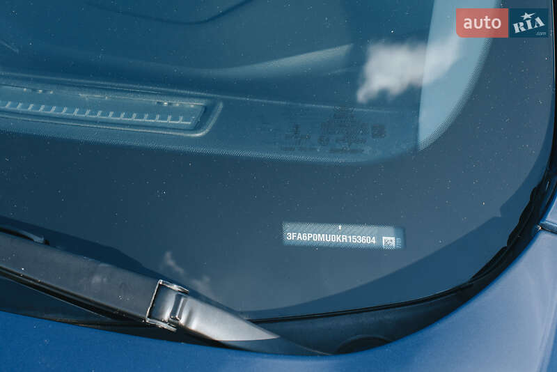 Седан Ford Fusion 2018 в Рівному