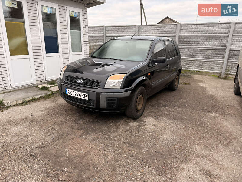 Хетчбек Ford Fusion 2008 в  фото Хетчбек Ford Fusion 2008 в