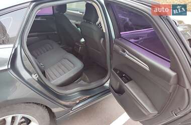 Седан Ford Fusion 2015 в 