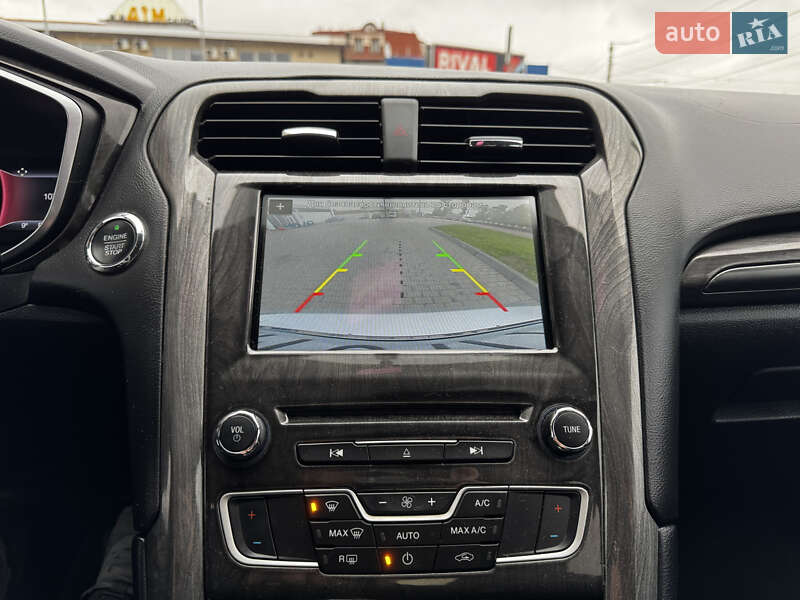 Седан Ford Fusion 2016 в Житомирі