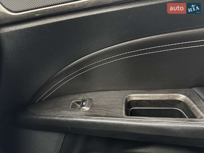 Седан Ford Fusion 2016 в Житомирі