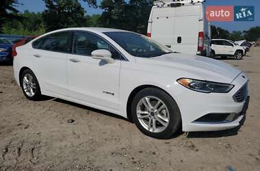 Седан Ford Fusion 2018 в 