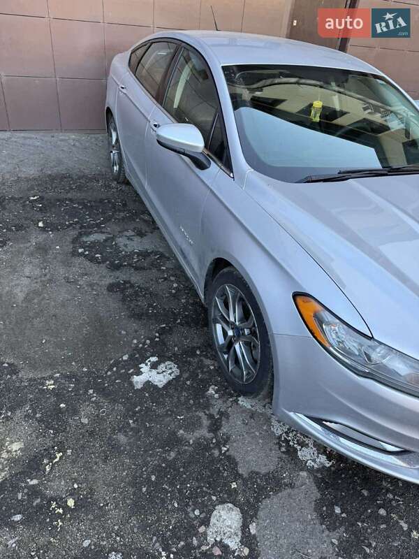 Седан Ford Fusion 2016 в Одесі