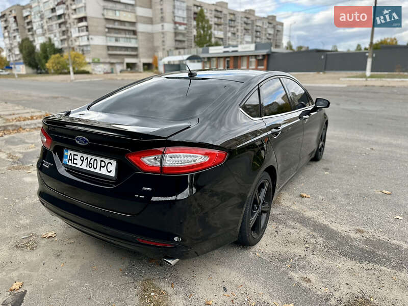 Седан Ford Fusion 2015 в Каменском