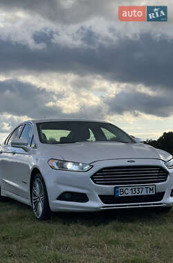 Седан Ford Fusion 2014 в Яворове