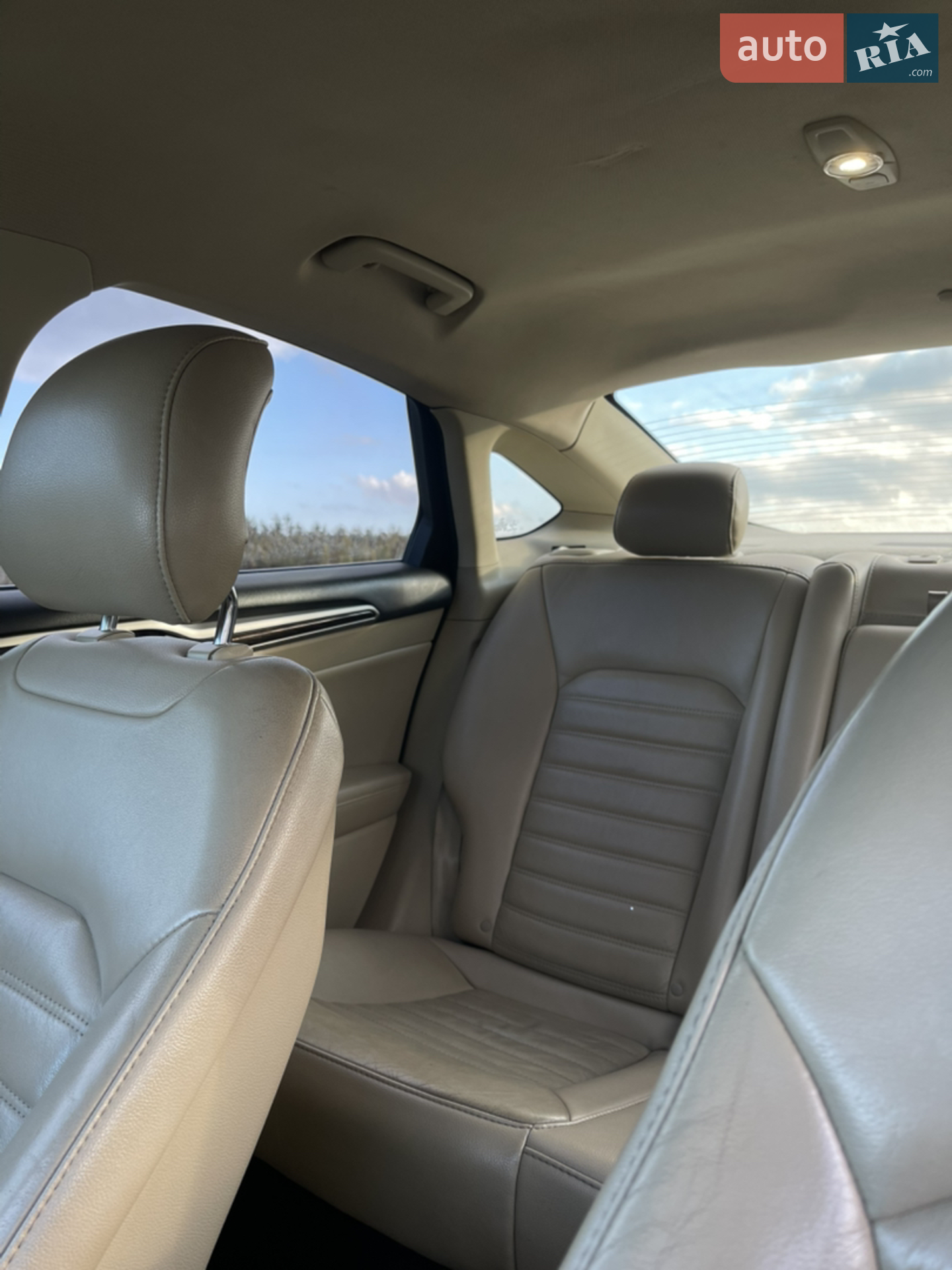 2014 Ford Fusion - мініатюра 25