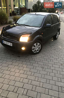 Хэтчбек Ford Fusion 2010 в 