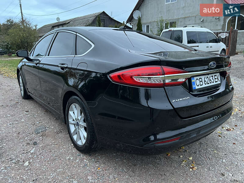 Седан Ford Fusion 2017 в Новгород-Северском