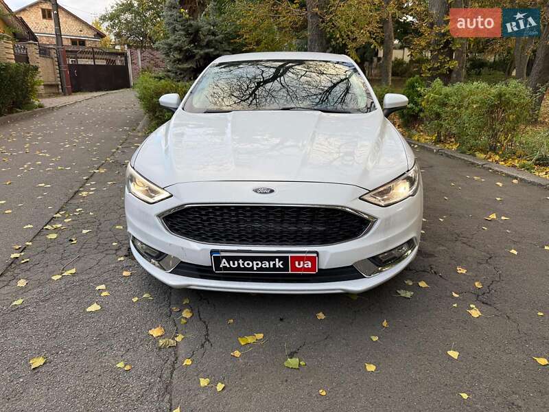 Седан Ford Fusion 2017 в Киеве фото 4 Седан Ford Fusion 2017 в Киеве
