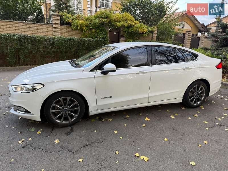 Седан Ford Fusion 2017 в Киеве фото 9 Седан Ford Fusion 2017 в Киеве