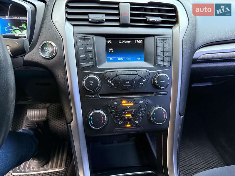 Седан Ford Fusion 2017 в Киеве фото 13 Седан Ford Fusion 2017 в Киеве