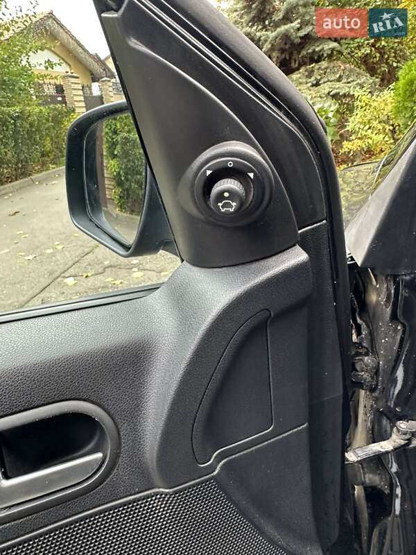 Хетчбек Ford Fusion 2011 в Києві фото 11 Хетчбек Ford Fusion 2011 в Києві