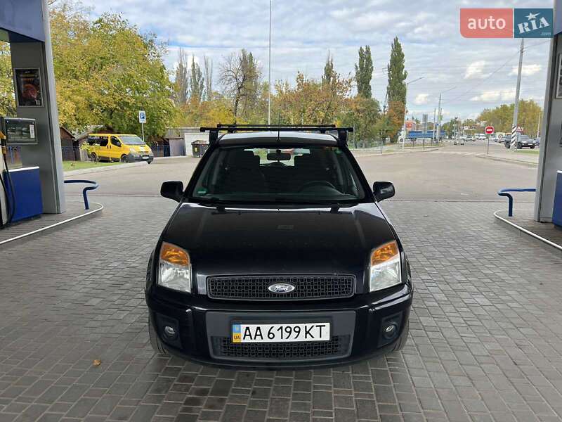 Хэтчбек Ford Fusion 2011 в Николаеве