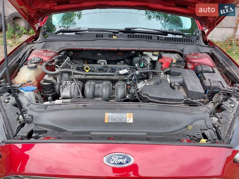 Седан Ford Fusion 2015 в Киеве фото 6 Седан Ford Fusion 2015 в Киеве
