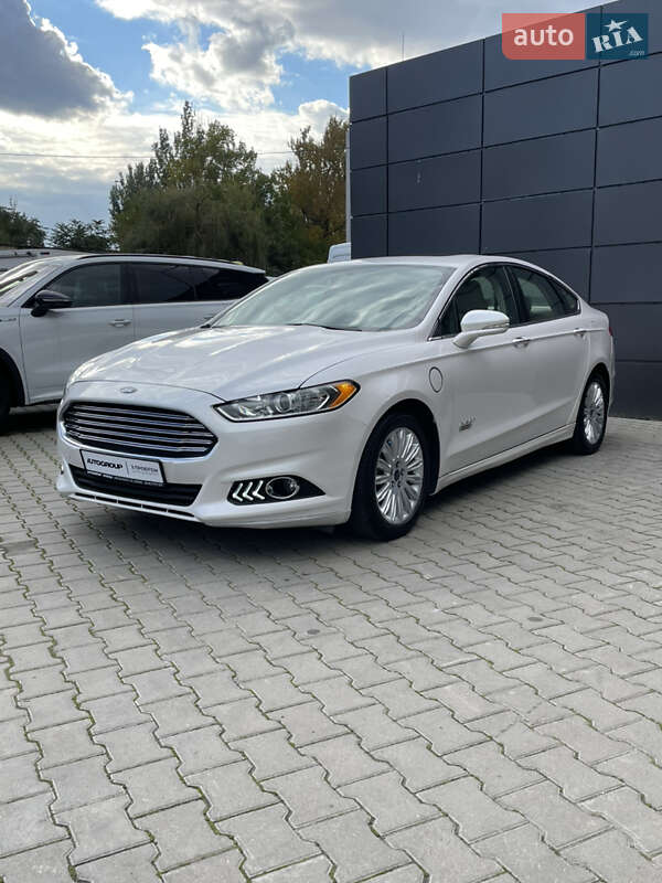 Седан Ford Fusion 2015 в Одессе