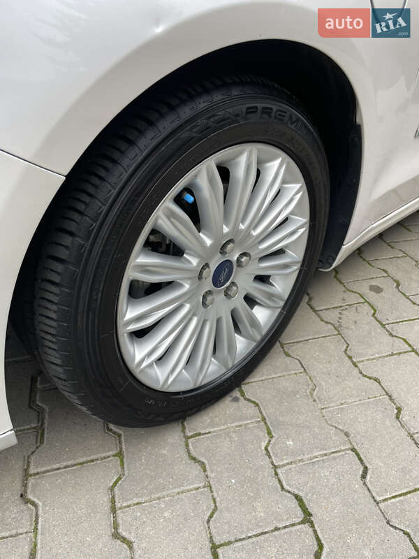 Седан Ford Fusion 2015 в Одессе