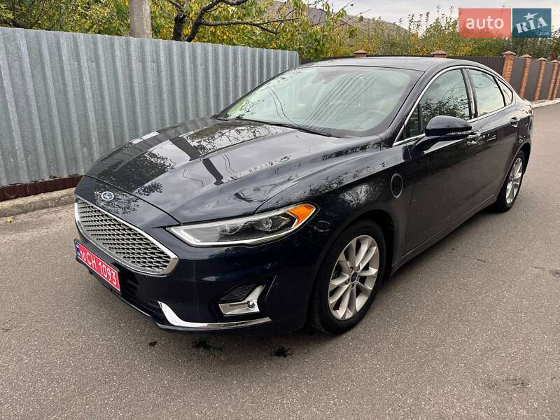 Седан Ford Fusion 2019 в Киеве