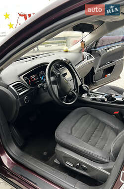 Седан Ford Fusion 2013 в  фото 17 Седан Ford Fusion 2013 в