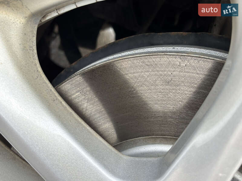 Седан Ford Fusion 2018 в Южном