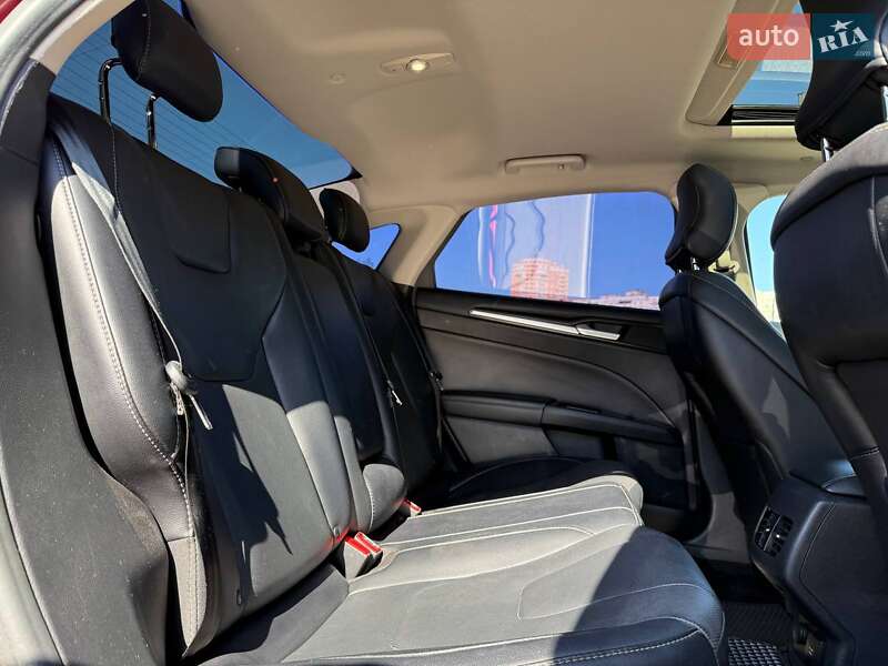 Седан Ford Fusion 2017 в Киеве фото 12 Седан Ford Fusion 2017 в Киеве