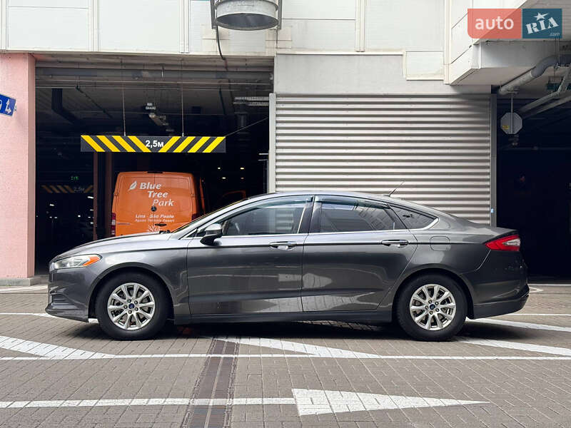 Седан Ford Fusion 2016 в Киеве