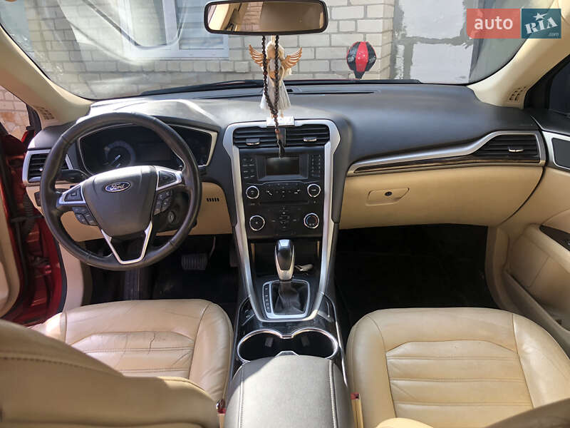 Седан Ford Fusion 2014 в Біляївці